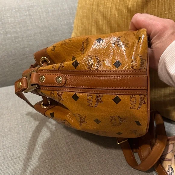 MCM Tan Leather Shoulder Bag - Picture 5 of 8